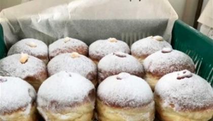 Булочная, производство Берлинских пончиков Булочная, производство Берлинских пончиков